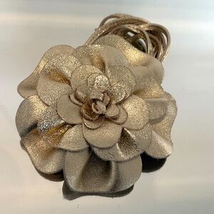 Chic Metallic Flower Hair Clip